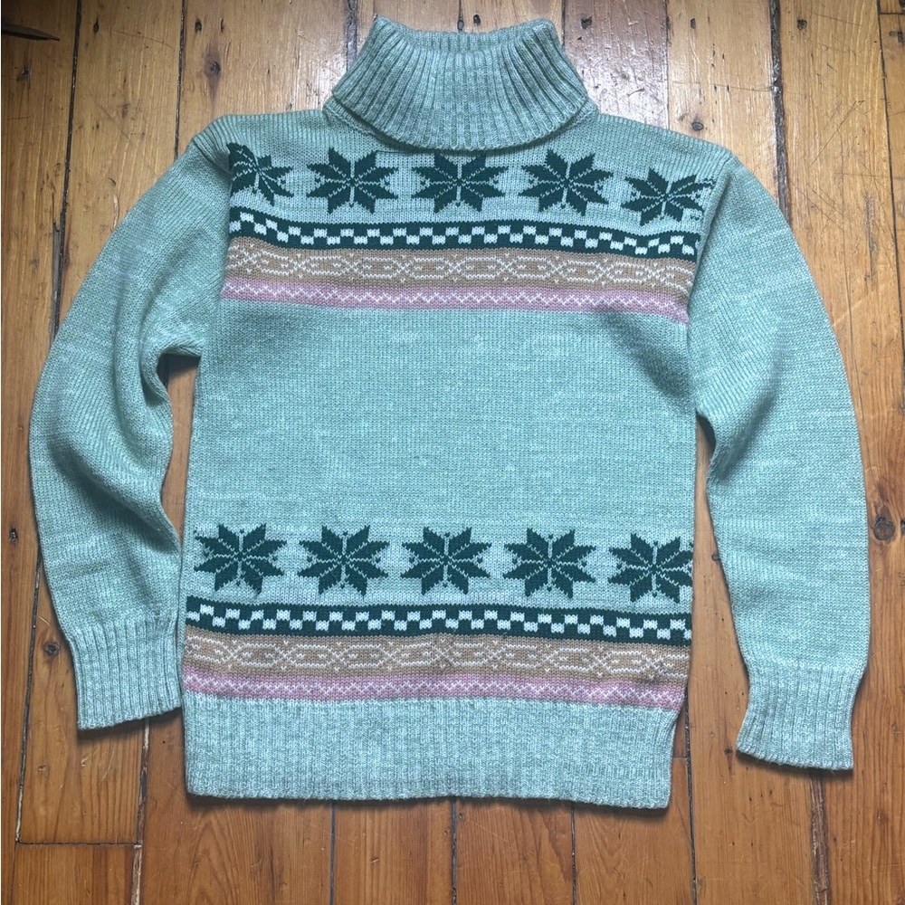 Vintage Green Patterned Turtleneck Sweater
